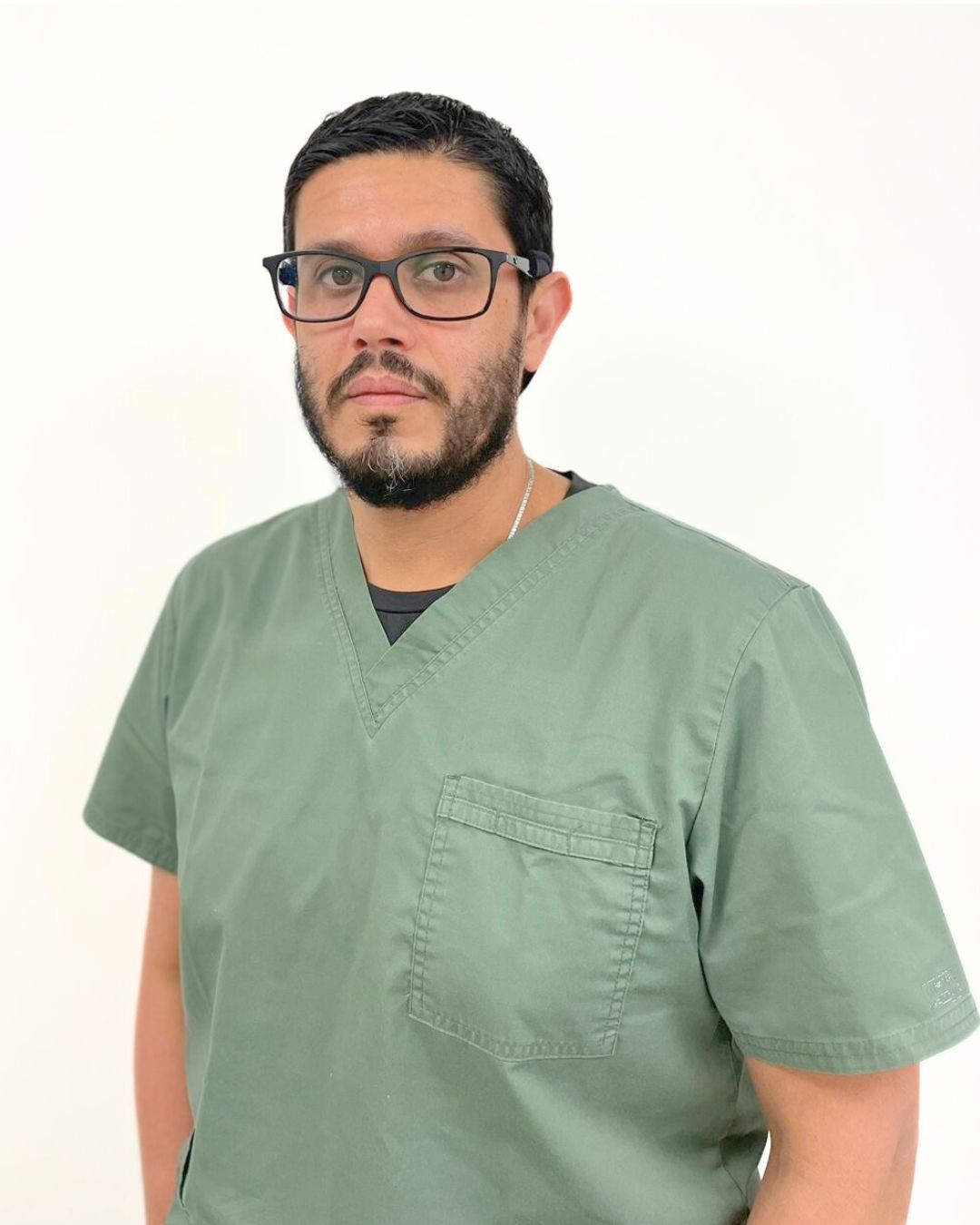 Dr. Marco Santiago - Traumatologo